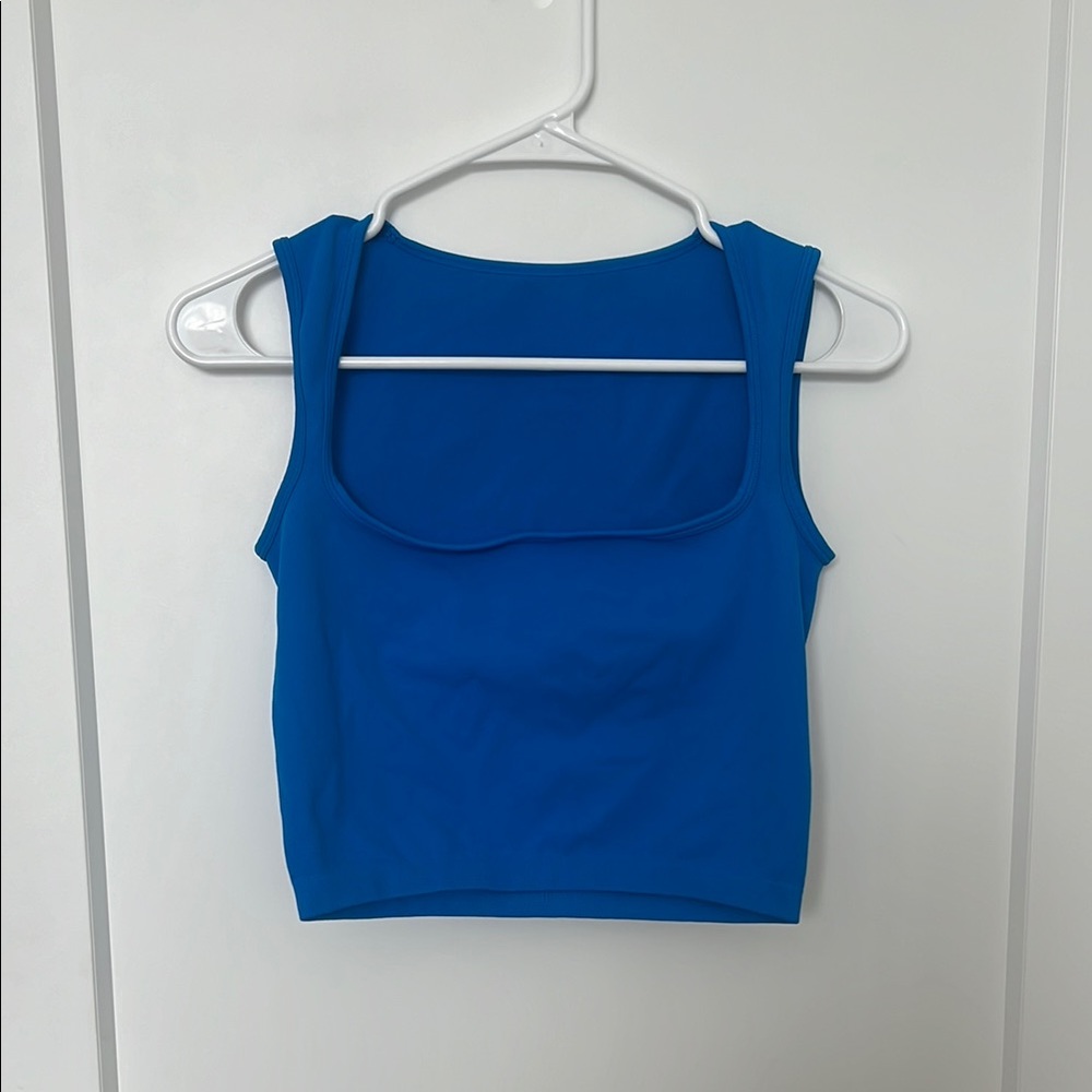 Amazon Essentials Blue Fitted Crop Tank Top